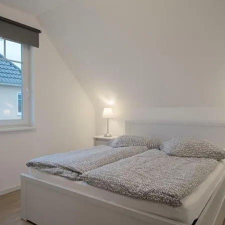 Apartment Country Born